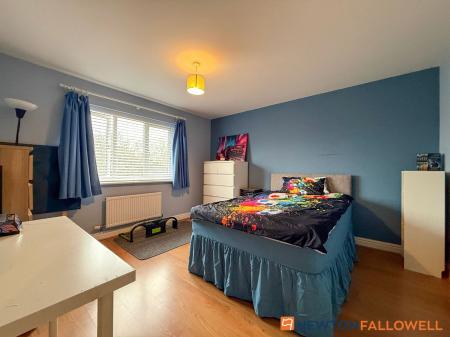 5 bedroom Detached house for sale in Dale Way, Fernwood, NG24