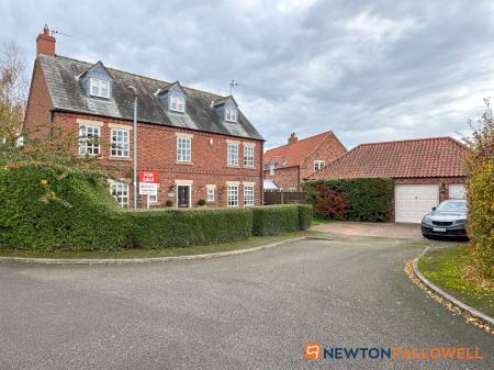 Bells Court, Carlton-Le-Moorland, LN5