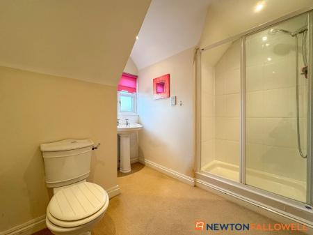 5 bedroom Detached house for sale in Bells Court, Carlton-Le-Moorland, LN5