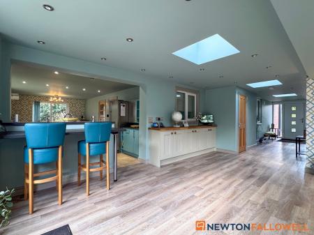 5 bedroom Detached bungalow for sale in September Grange, Sutton-on-Trent