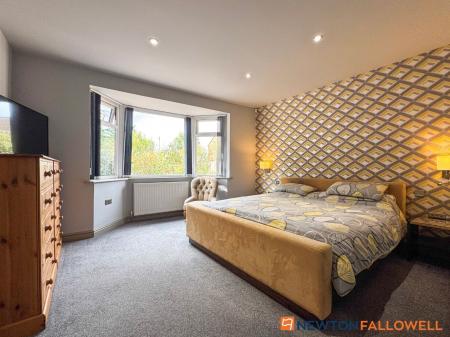 5 bedroom Detached bungalow for sale in September Grange, Sutton-on-Trent