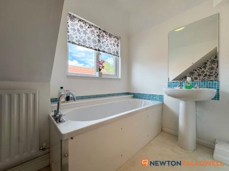 5 bedroom Detached bungalow for sale in September Grange, Sutton-on-Trent