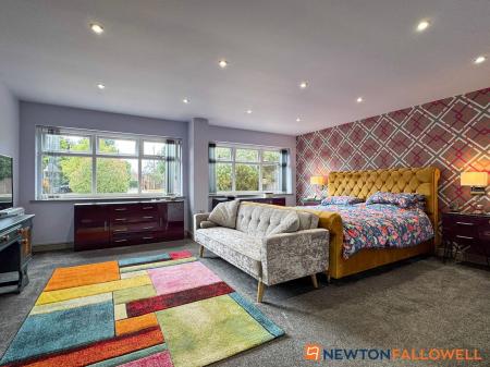 5 bedroom Detached bungalow for sale in September Grange, Sutton-on-Trent