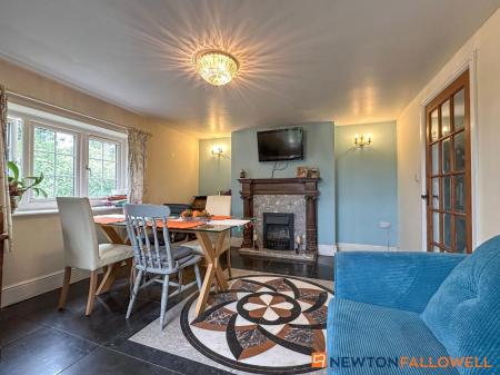 6 bedroom Detached house for sale in Mill Lane, Normanton-On-Trent, NG23