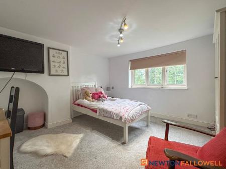 6 bedroom Detached house for sale in Mill Lane, Normanton-On-Trent, NG23