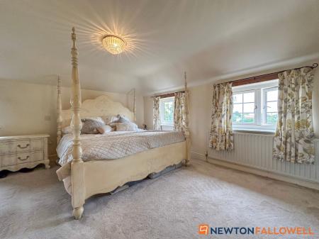 6 bedroom Detached house for sale in Mill Lane, Normanton-On-Trent, NG23