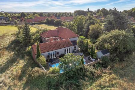6 bedroom Detached house for sale in Mill Lane, Normanton-On-Trent, NG23