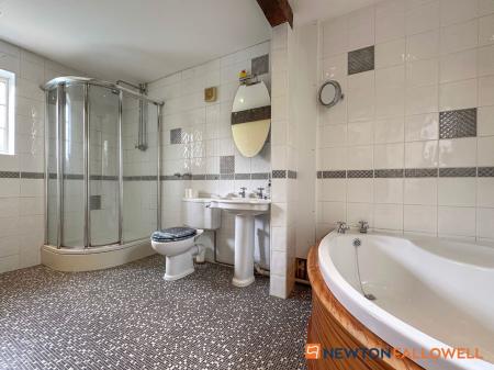 6 bedroom Detached house for sale in Mill Lane, Normanton-On-Trent, NG23
