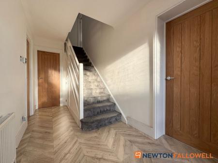 4 bedroom Detached house for sale in Chestnut Grove, Farndon, NG24