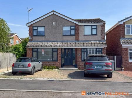 Chestnut Grove, Farndon, NG24