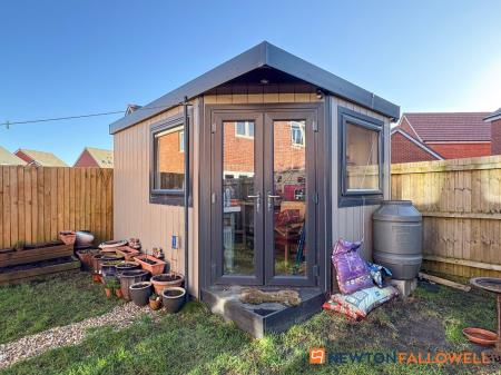 2 bedroom End of terrace house for sale in Flaxley Lane, Middlebeck, NG24