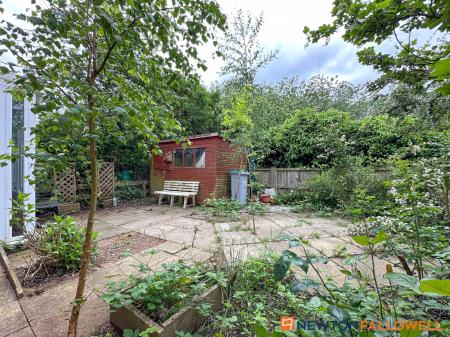 2 bedroom Apartment for sale in Grove Street, Balderton, NG24