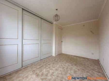 2 bedroom Apartment for sale in Grove Street, Balderton, NG24