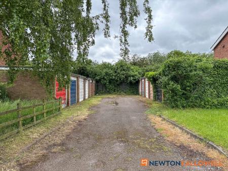 2 bedroom Apartment for sale in Grove Street, Balderton, NG24