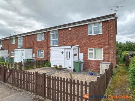 2 bedroom Apartment for sale in Grove Street, Balderton, NG24