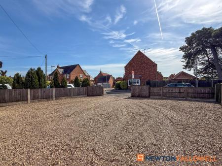 3 bedroom Detached bungalow for sale in Wheatley Lane, Carlton-Le-Moorland, LN5