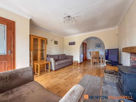 3 bedroom Detached bungalow for sale in Wheatley Lane, Carlton-Le-Moorland, LN5