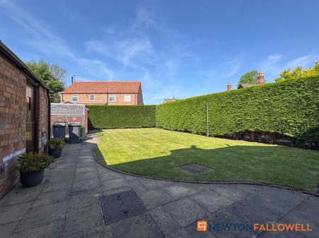 3 bedroom Semi-detached house for sale in High Street, Stapleford, LN6