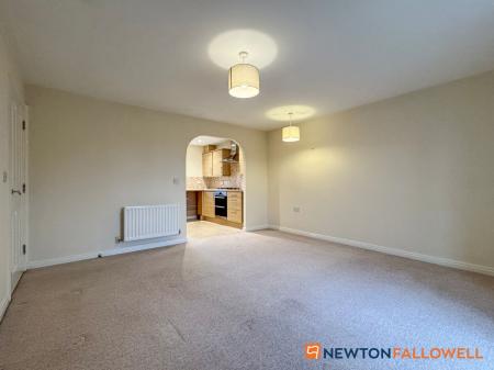2 bedroom Flat for sale in Johnsons Road, Fernwood, NG24