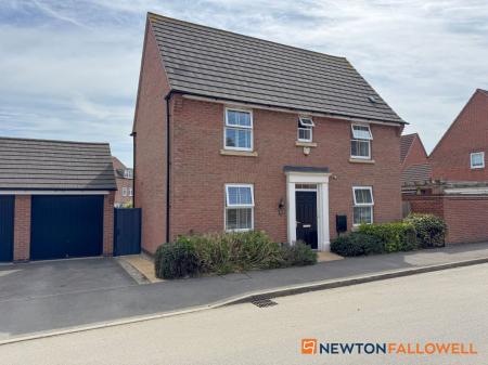 3 bedroom Detached house for sale in Johnsons Road, Fernwood, NG24