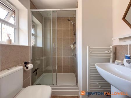 3 bedroom Detached house for sale in Johnsons Road, Fernwood, NG24