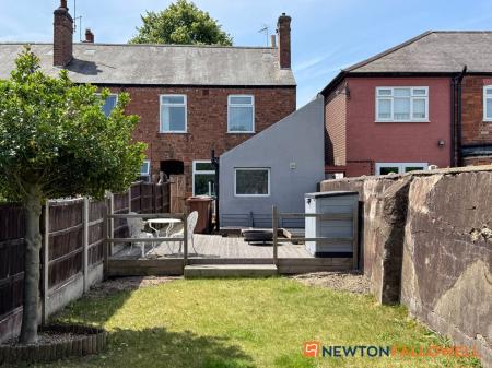 3 bedroom Terraced House for sale in Boundary Road, Newark, NG24