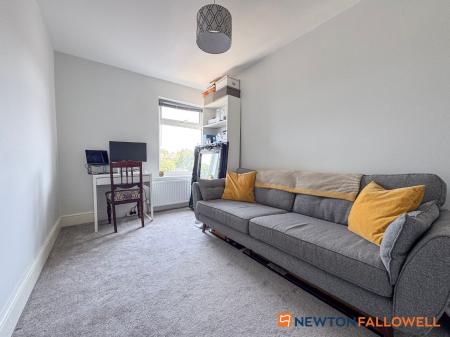3 bedroom Terraced House for sale in Boundary Road, Newark, NG24