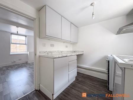 2 bedroom Terraced House for sale in Albion Street, Newark, NG24