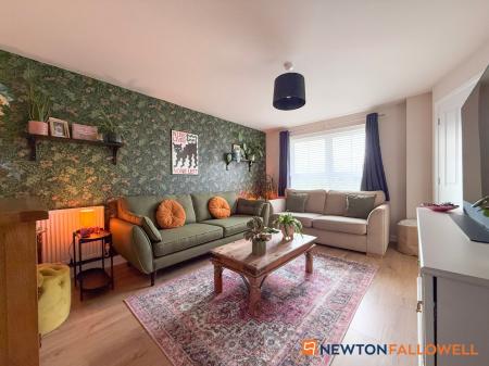 4 bedroom Detached house for sale in Phoenix Lane, Fernwood, NG24