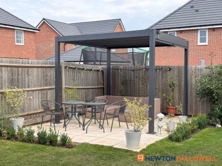 4 bedroom Detached house for sale in Phoenix Lane, Fernwood, NG24