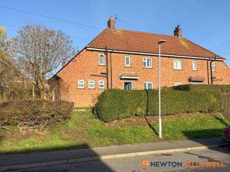 3 bedroom Semi-detached house for sale in Lowfield Lane, Balderton, NG24