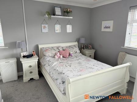 3 bedroom Semi-detached house for sale in Braemer Road, Collingham, NG23