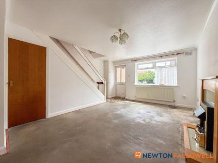 2 bedroom Semi-detached house for sale in Pelham Close, Newark, NG24