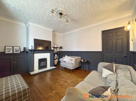 2 bedroom Terraced House for sale in Hatton Gardens, Newark, NG24