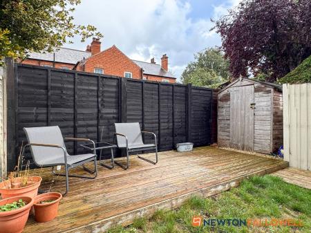2 bedroom Terraced House for sale in Hatton Gardens, Newark, NG24