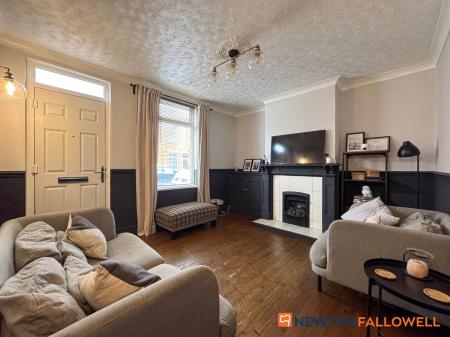 2 bedroom Terraced House for sale in Hatton Gardens, Newark, NG24
