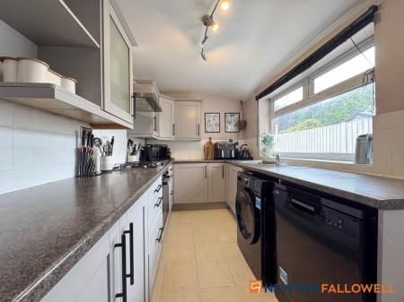 2 bedroom Terraced House for sale in Hatton Gardens, Newark, NG24
