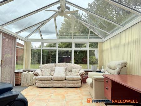 3 bedroom Detached bungalow for sale in The Paddocks, Stapleford, LN6