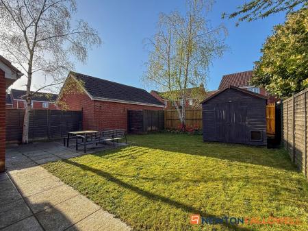 4 bedroom Detached house for sale in Stirling Drive, Coddington, NG24