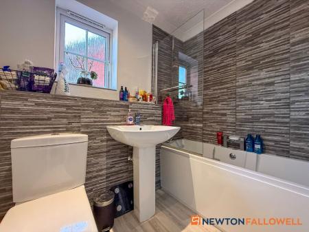 4 bedroom Detached house for sale in Stirling Drive, Coddington, NG24