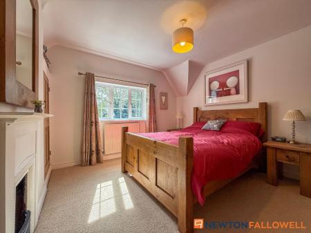 3 bedroom Semi-detached house for sale in Stragglethorpe, Lincoln, LN5
