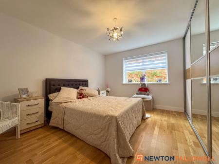 3 bedroom Detached bungalow for sale in Dorner Avenue, Newark, NG24