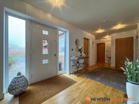 3 bedroom Detached bungalow for sale in Dorner Avenue, Newark, NG24