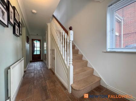 3 bedroom Town house for sale in Cludd Avenue, Newark, NG24