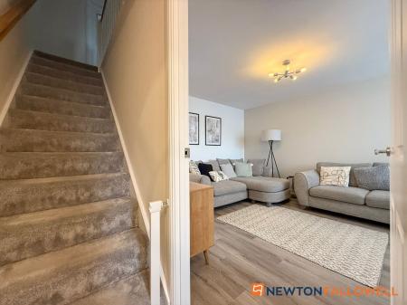 3 bedroom Semi-detached house for sale in Halifax Road, Fernwood, NG24