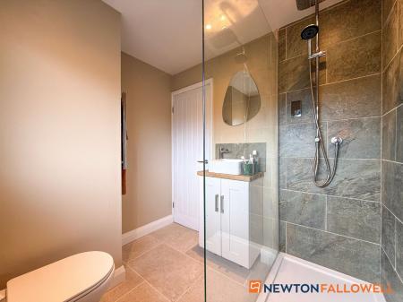 1 bedroom Terraced House for sale in Willow Road, Balderton, NG24