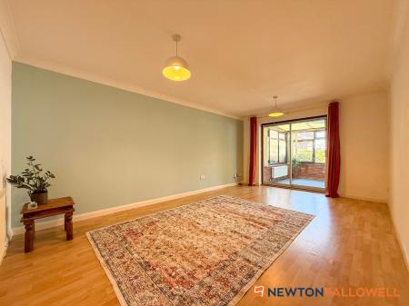 2 bedroom Detached bungalow for sale in Fell Croft, Farndon, NG24