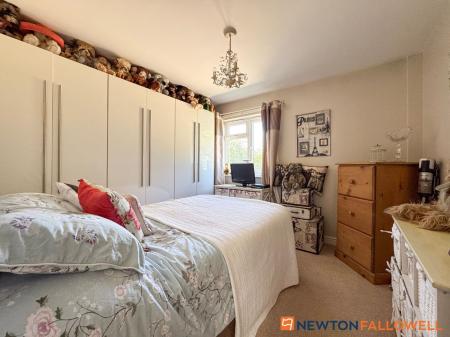 4 bedroom Detached bungalow for sale in New Lane, Girton, NG23