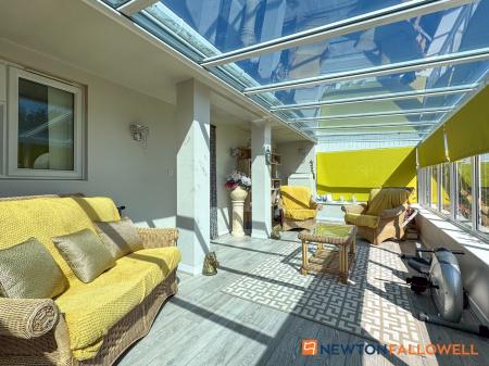 4 bedroom Detached bungalow for sale in New Lane, Girton, NG23