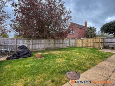 3 bedroom Detached bungalow for sale in Manor Drive, Long Bennington, NG23